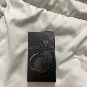 Escentric molecule ‘ Molecule 01 ‘